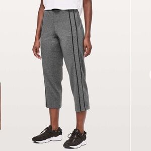 ❤️ Lululemon Light Strides Crop Leggings *23" in Heathered Core Dark Gre…